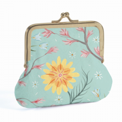 Monedero, Lovely purse by Lisa Vanin. DJECO